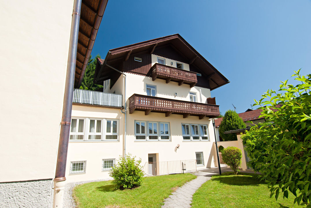 Ferienwohnanlage Haus An Der Wiese Garmisch Partenkirchen