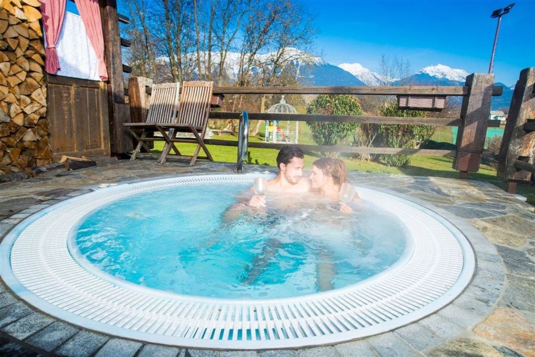 Wellness Essense Out Door Hot Tub Hotel Alp Penzion Bled