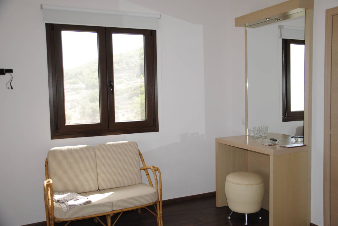 "Hauptzimmer" Hotel Forest Park (Rethymno) • HolidayCheck (Kreta