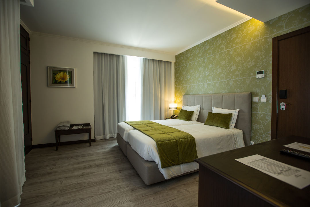 "Zimmer" Santa Cruz Village Hotel (Santa Cruz) • HolidayCheck (Madeira