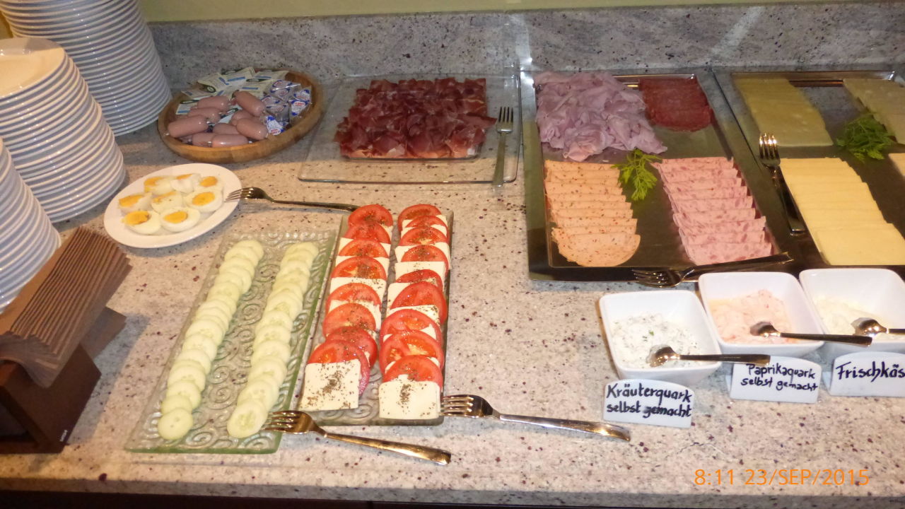 Fruhstuck Panoramahotel Am Sonnenhang Tirolo Dorf Tirol Holidaycheck Sudtirol Italien