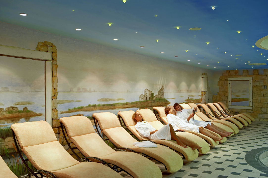 "Sauna Park Relaxation area" Wellness Hotel Apollo LifeClass Hotels
