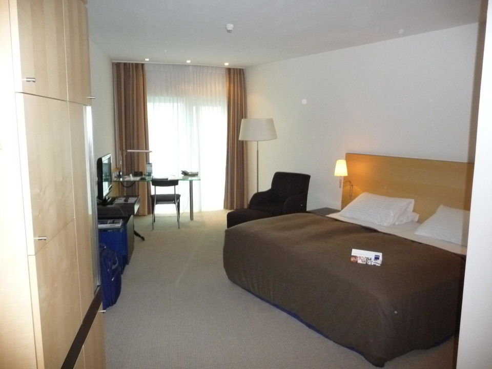 Breakfast Hotel Dorint An Der Messe Koln Koln Holidaycheck Nordrhein Westfalen Deutschland