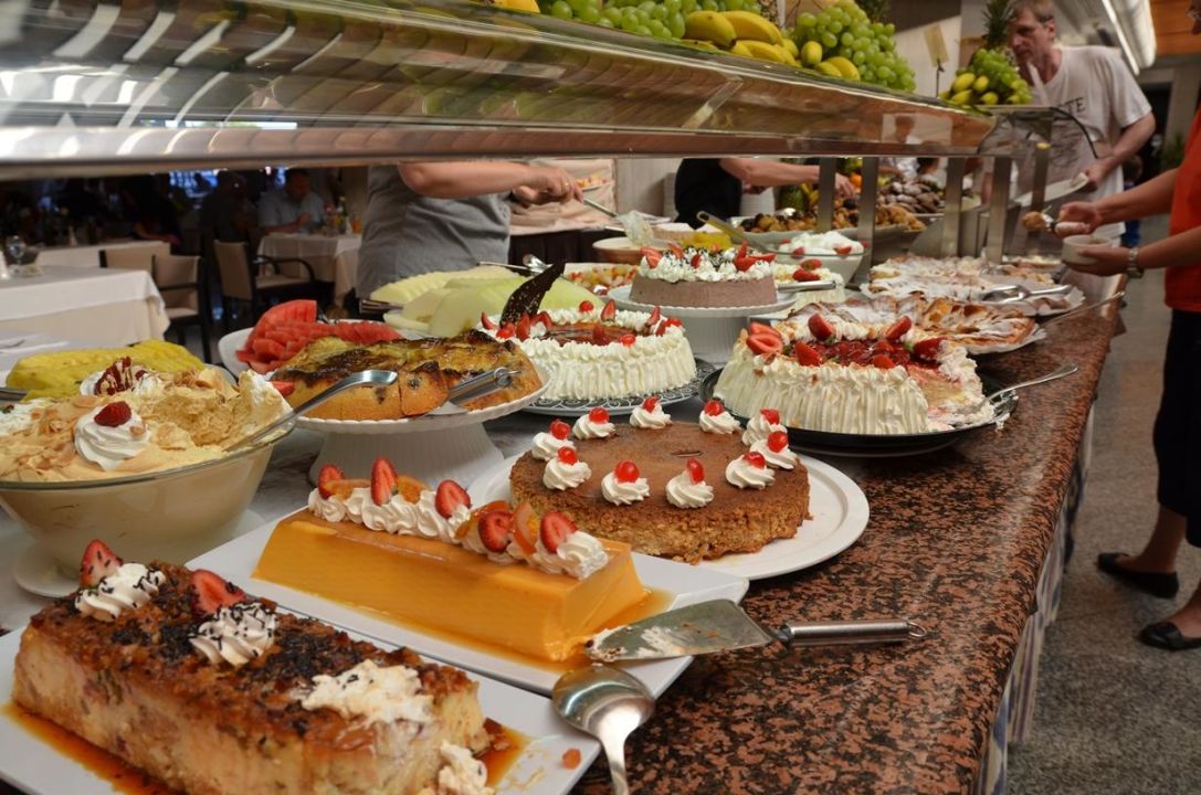 "Das NachtischBuffet" Hipotels Mediterraneo (Sa Coma) • HolidayCheck
