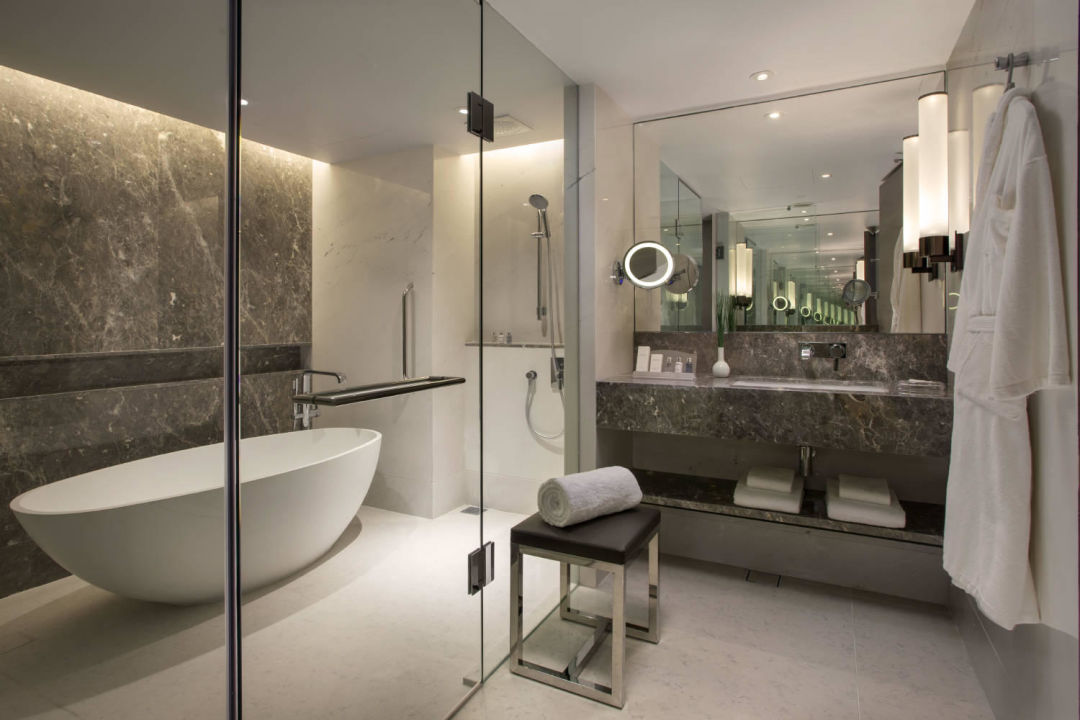 "Executive Suite Bathroom" Carlton Hotel Singapore (Singapur