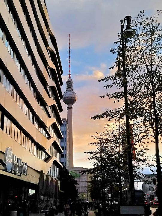 au-enansicht-h2-hotel-berlin-alexanderplatz-berlin-mitte