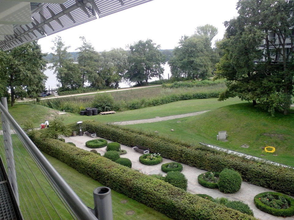 &quot;Garten und Seeblick&quot; Kongresshotel Potsdam am Templiner