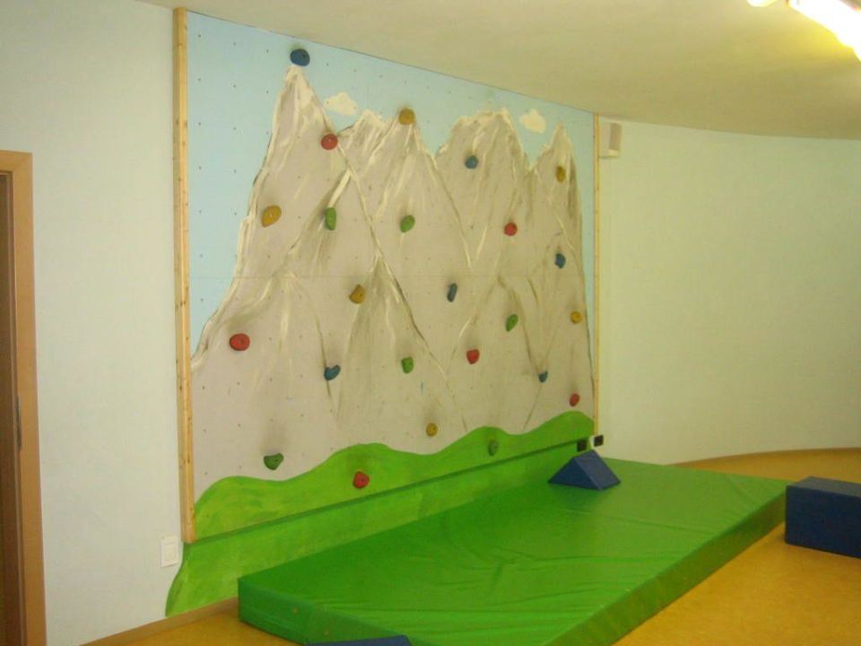 "Kletterwand für Kinder" Hotel Alpin (Brenner) • HolidayCheck (Südtirol