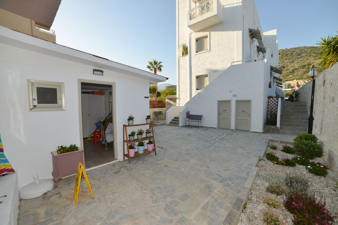 "Außenansicht" Villa Stella Apartments (Stalis) • HolidayCheck (Kreta