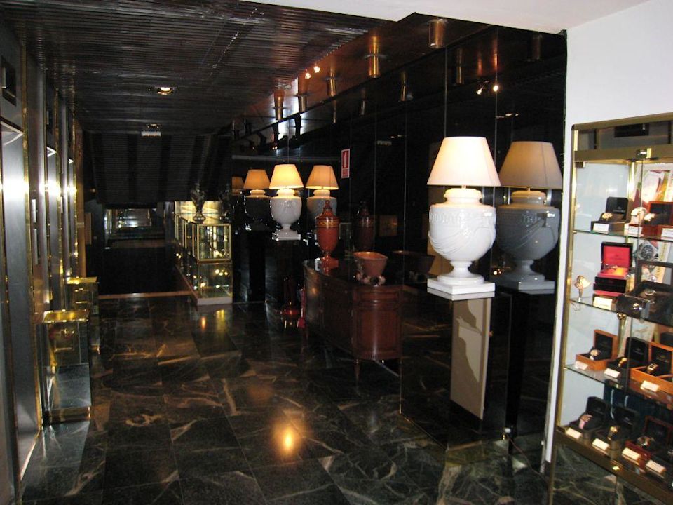 "Lobby" Hotel Melia Madrid Princesa (Madrid ...