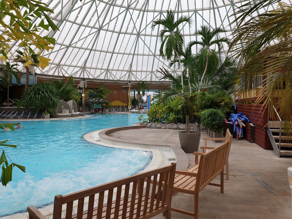 "Pool" Hotel Victory Therme Erding (Erding) • HolidayCheck (Bayern ...