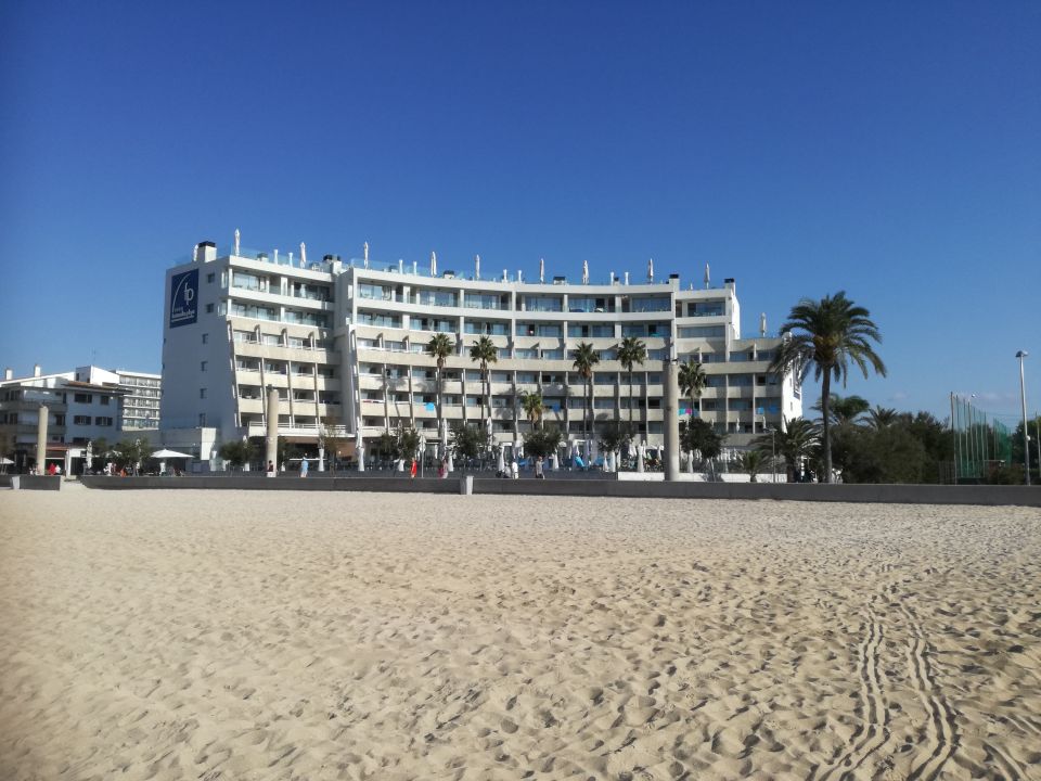Aparthotel Fontanellas Playa