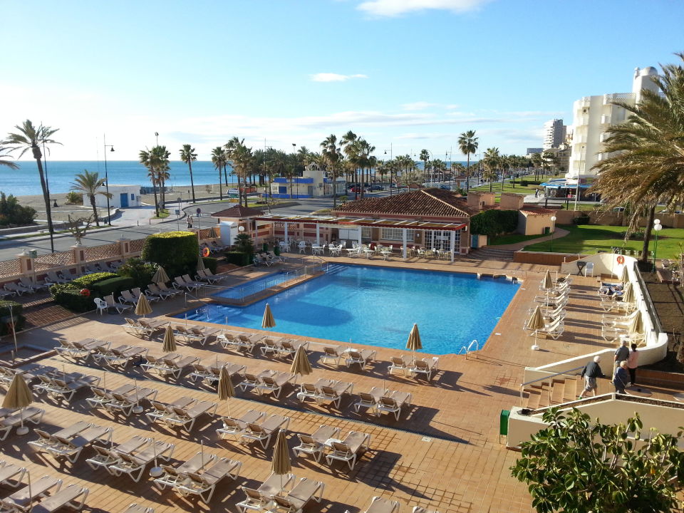  Blick vom Balkon  auf Pool  und Meer Hotel  Riu Belplaya 