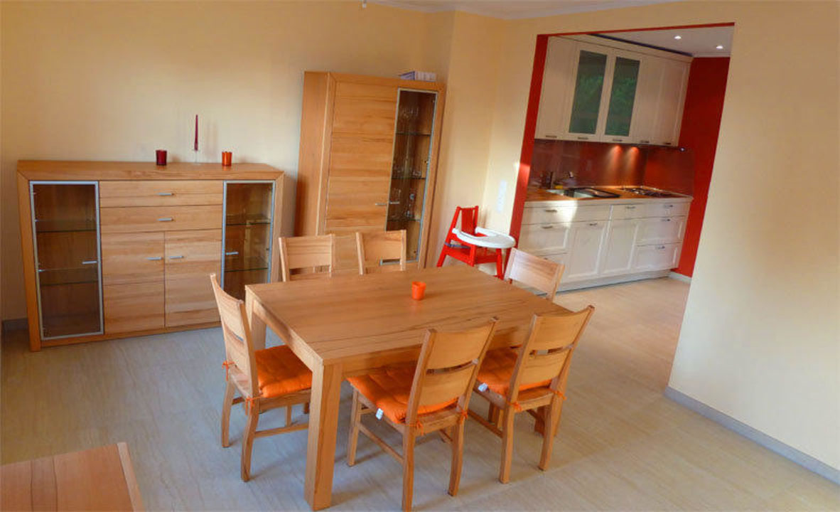 "Esszimmer mit Durchgang zur Küche" Ferienhaus Kugelbake (Cuxhaven