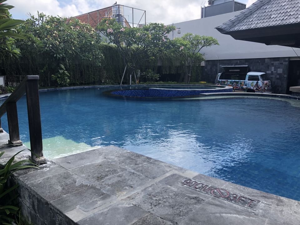 "Pool" Four Points By Sheraton Bali, Kuta (Kuta) • HolidayCheck (Bali ...