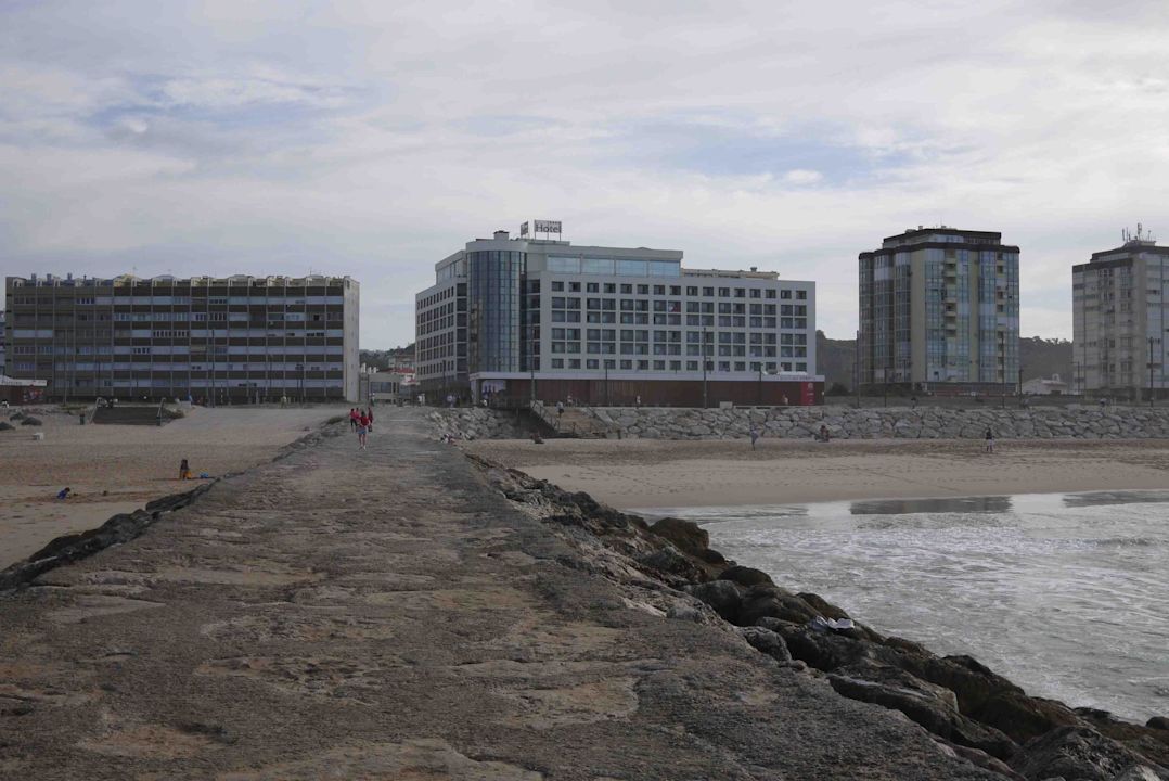Vom Strand Aus Unser Hotel Ever Caparica Beach Conference Hotel Vorganger Hotel Existiert Nicht Mehr Costa Da Caparica Holidaycheck Lissabon Kuste Portugal