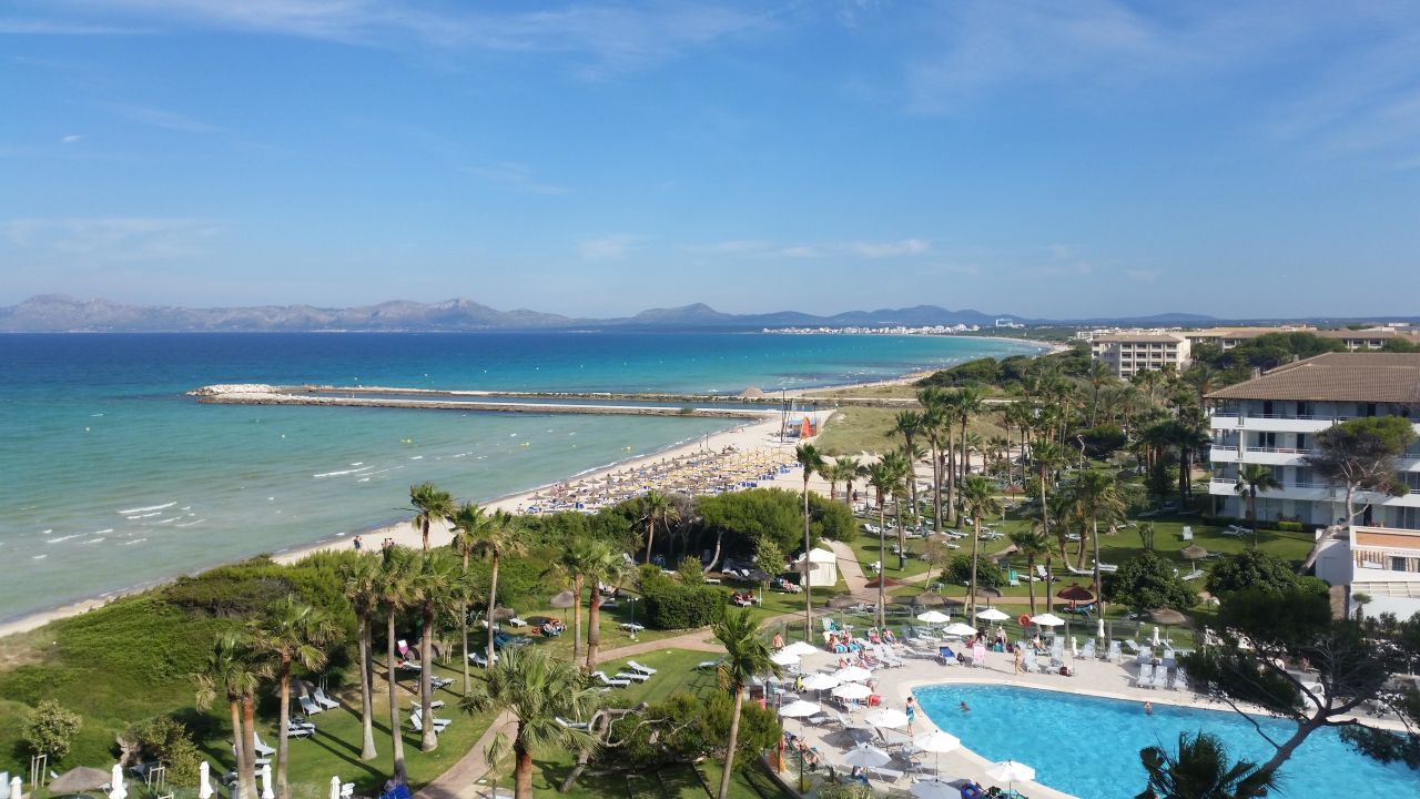 Blick Aus Zimmer Hotel Playa Esperanza Platja De Muro Playa