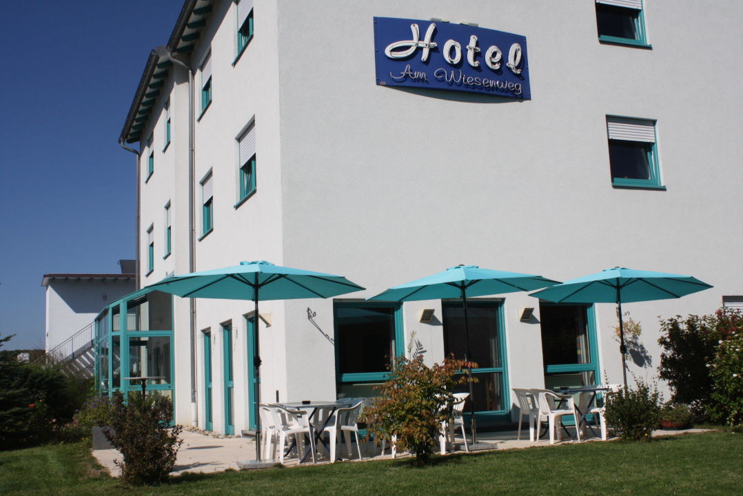 "Hotel Außenansicht" Hotel Am Wiesenweg (Hausen bei