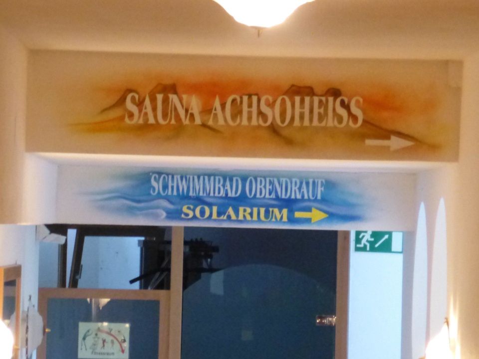 "Zugang zur Sauna und zum Pool" Das Feriendorf Ponyhof & Wellness