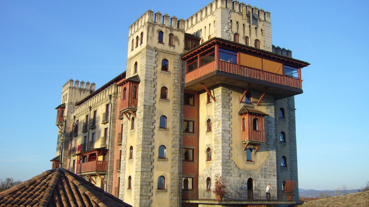 hotel castillo alcazar europa park