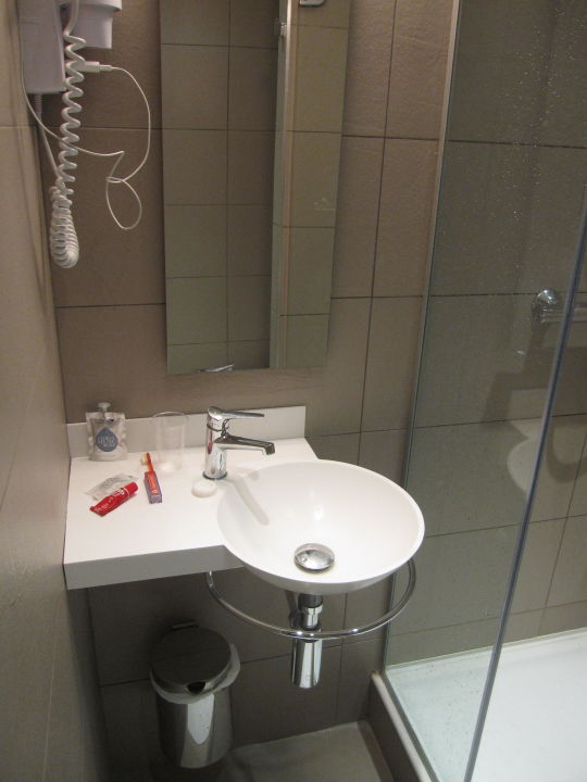 Waschbecken Fur Ecke - Konzept Armaturen