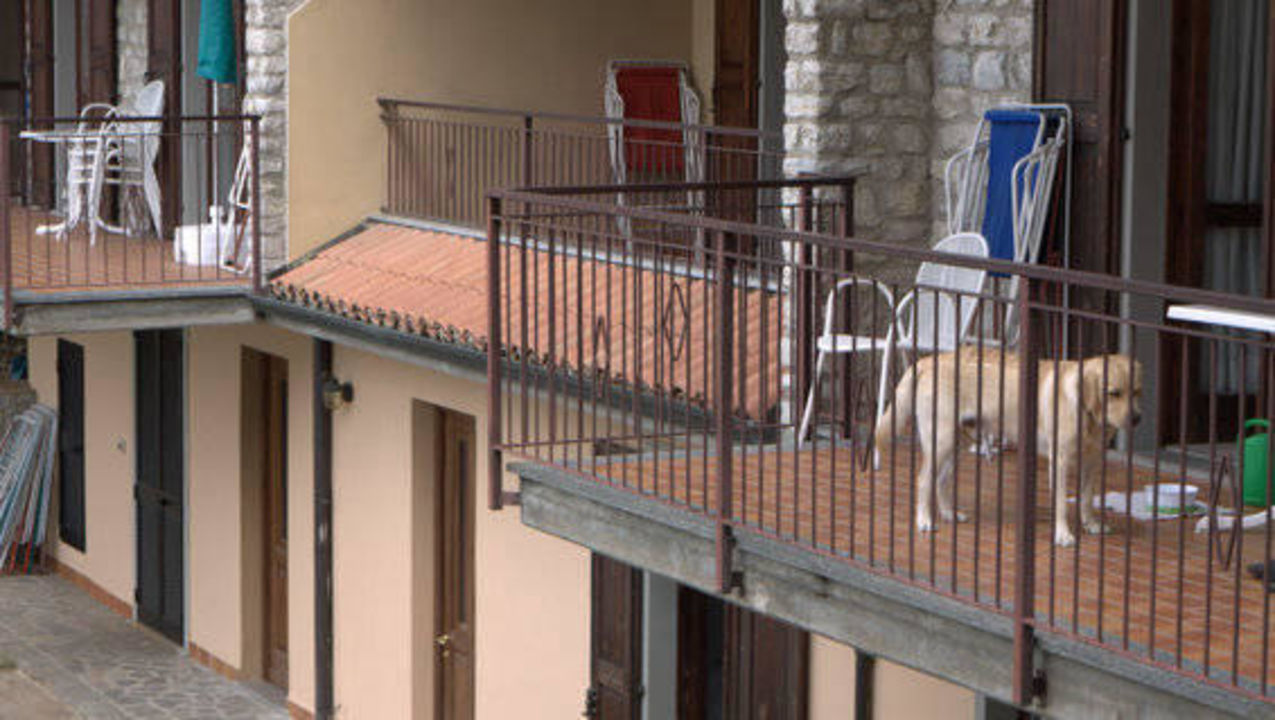 &quot;Balkonsicht zum Nachbarn(kläffender Hund)&quot; Residence Panorama La Forca