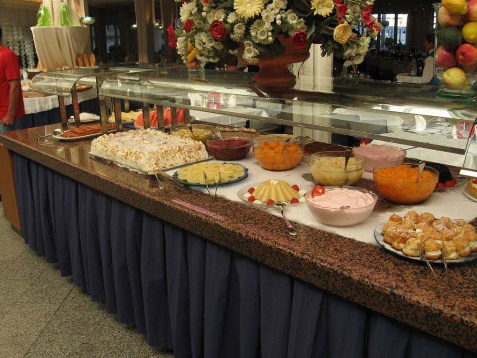 "DessertBuffet" Hipotels Mediterraneo (Sa Coma) • HolidayCheck