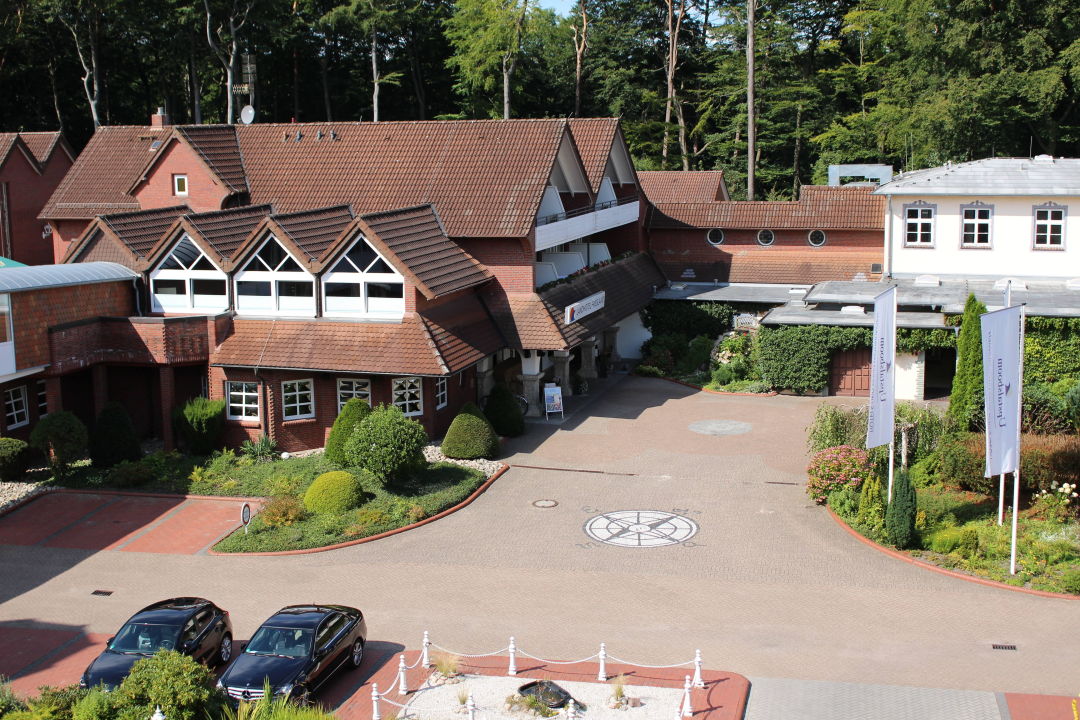  Vom Zimmer aus  Upstalsboom Landhotel Friesland  Varel      HolidayCheck