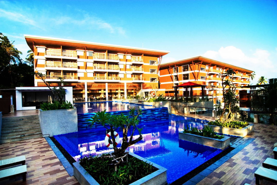 Hotel Exterior Hotel Peach Blossom Karon Beach Hotel Exterior Hotel Peach Blossom Karon Beach