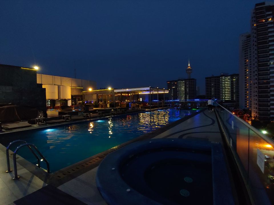 "Pool" Centara Grand Phratamnak Resort Pattaya (Pattaya) • HolidayCheck