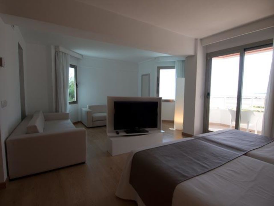 Juniorsuite Playa Esperanza Suites Platja De Muro Playa De