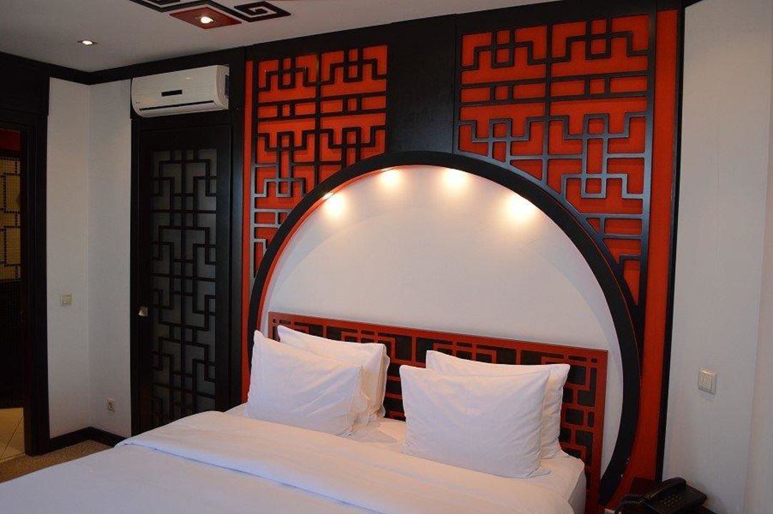 Zimmer Im China Style Piazza Boutique Hotel Batumi