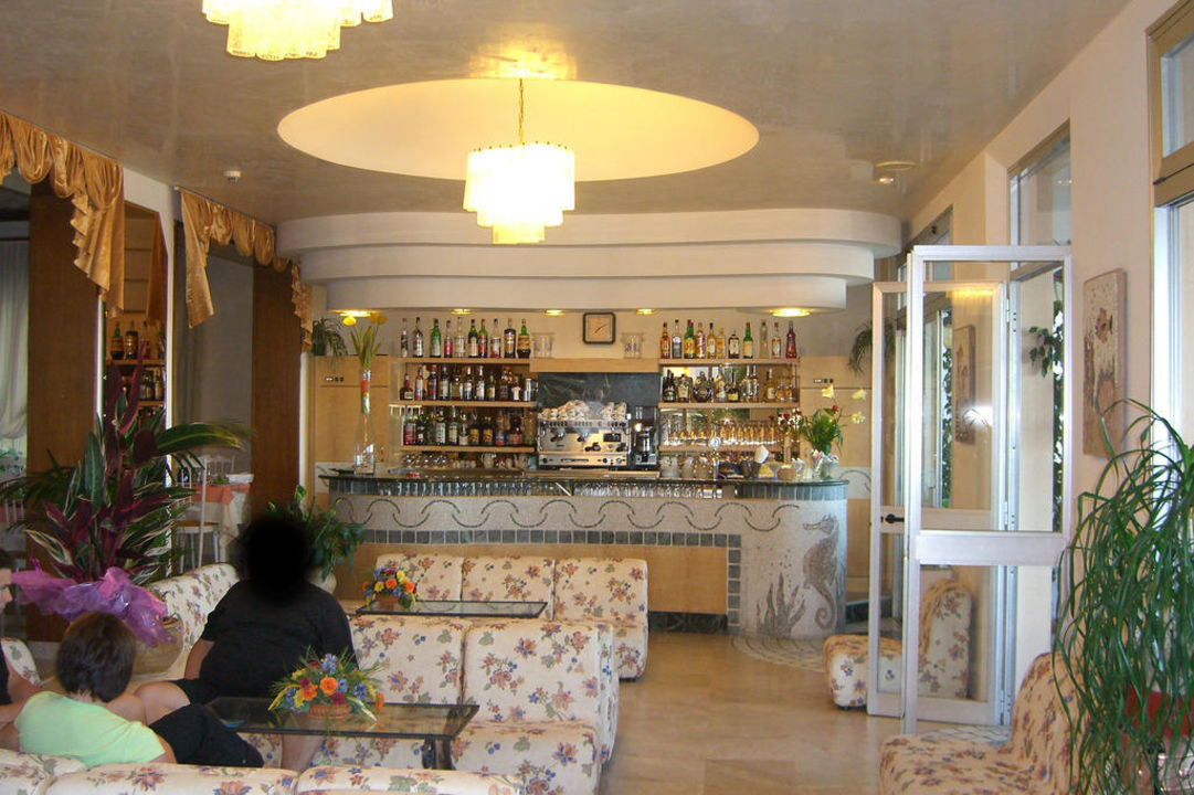 "Bar" Hotel Gardenia (BellariaIgea Marina) • HolidayCheck (Emilia