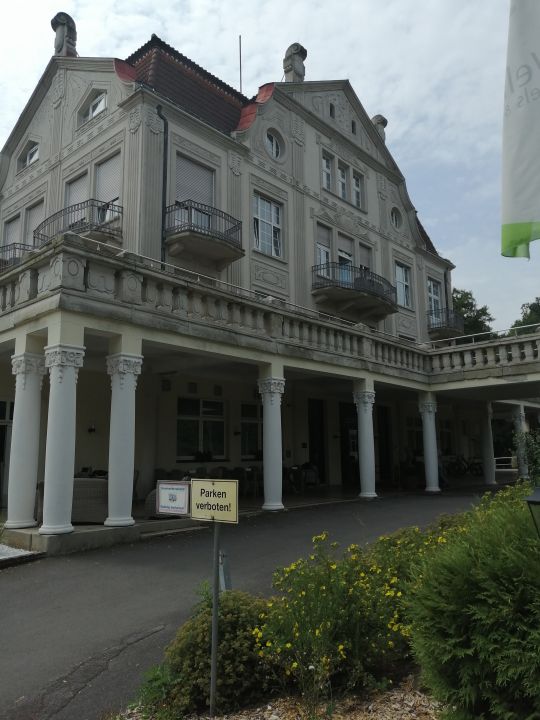  Au  enansicht  Hotel Badehof  Bad Salzschlirf      HolidayCheck  Hessen