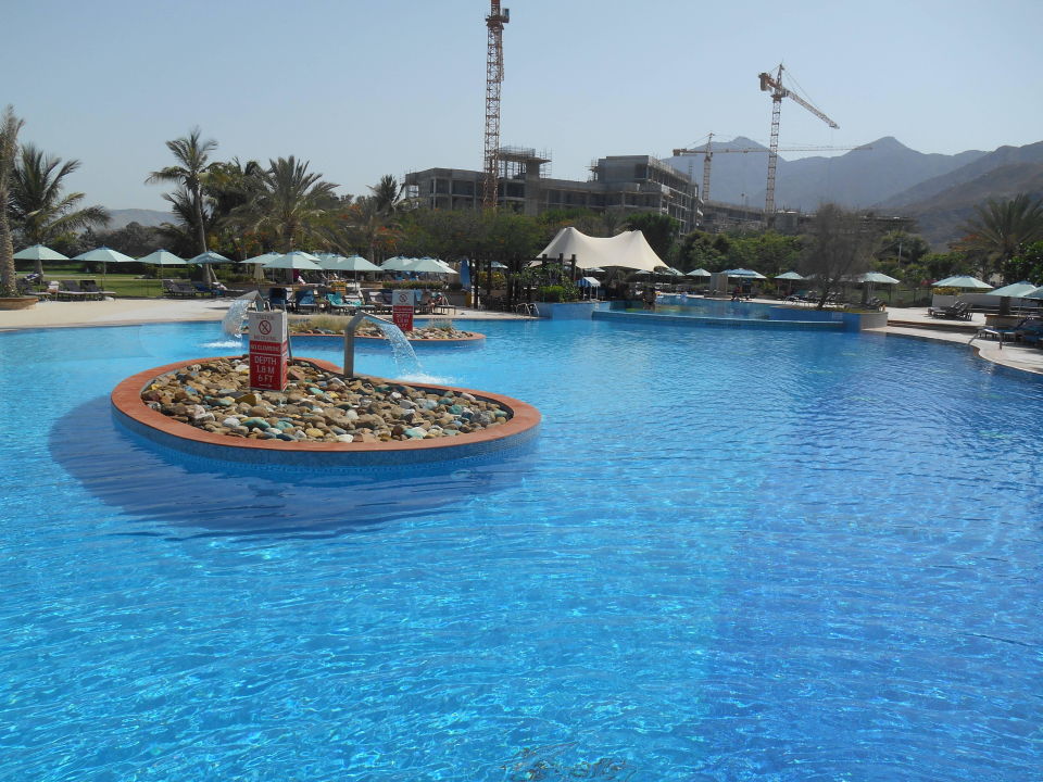 Фото le meridien al aqah beach resort