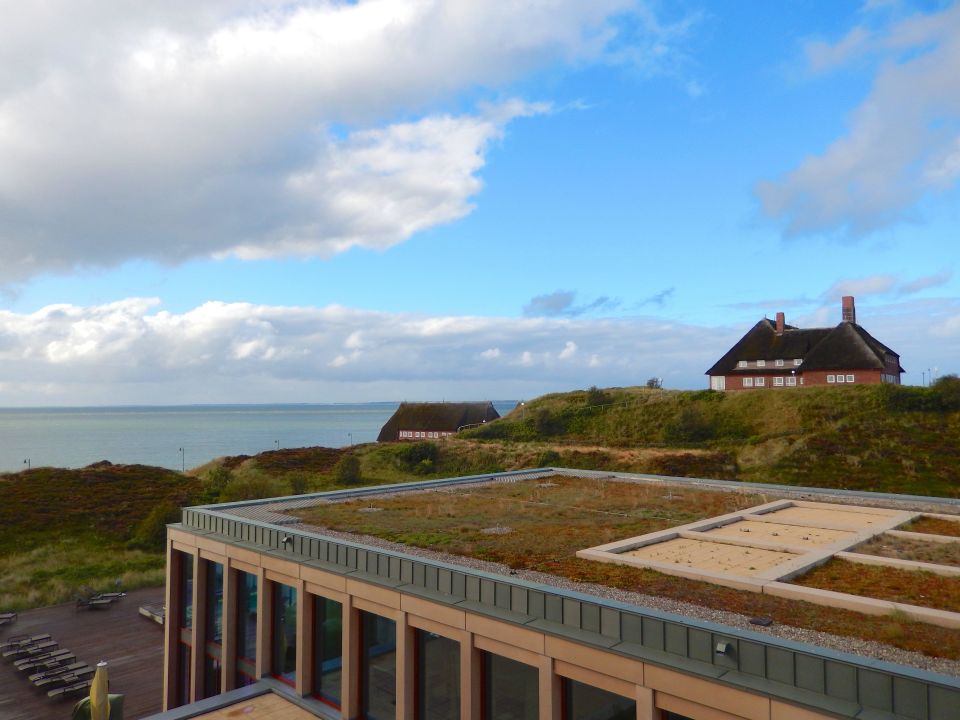 "Seitlicher Meerblick" A-ROSA Sylt Resort (List [Sylt]) • HolidayCheck ...