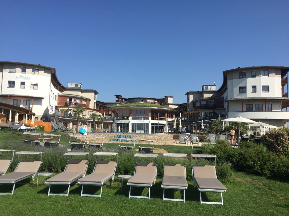 au-enansicht-hotel-spa-larimar-stegersbach-holidaycheck