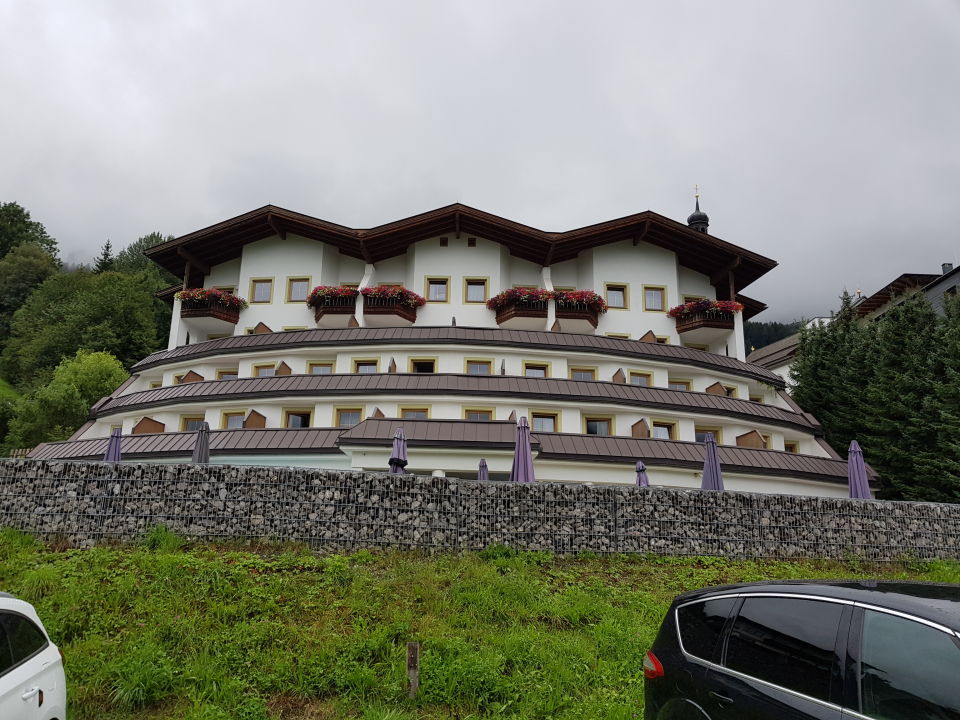 "Außenansicht" Hotel Hoppet (Hart im Zillertal) • HolidayCheck (Tirol