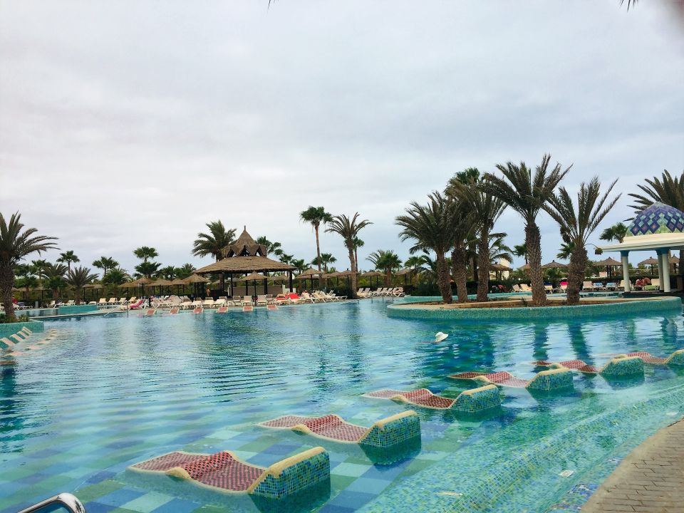 "Pool" Hotel Riu Karamboa (Rabil) • HolidayCheck (Boavista Island