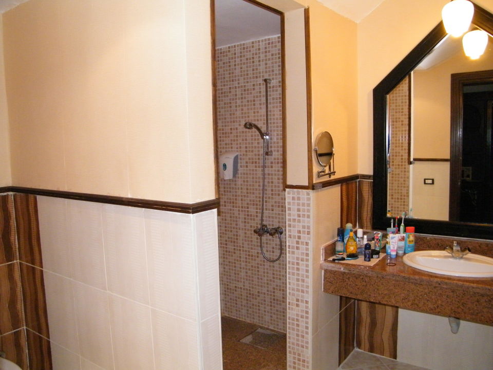 konzept badezimmer: Badezimmer Jungle