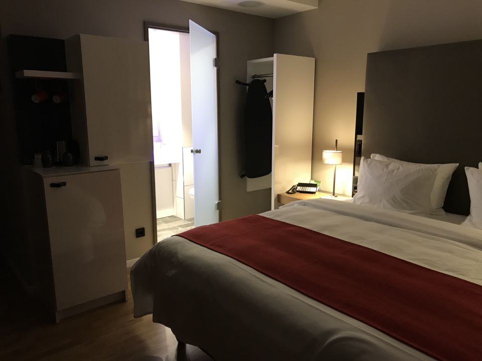 "Zimmer" Holiday Inn Hamburg - City Nord (Hamburg Nord ...