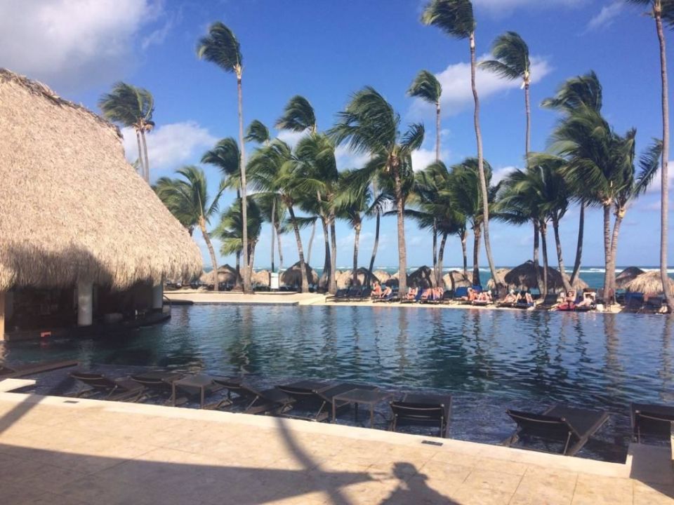 "InfinityPool mit SwimUpBar" Royalton Punta Cana Resort & Casino