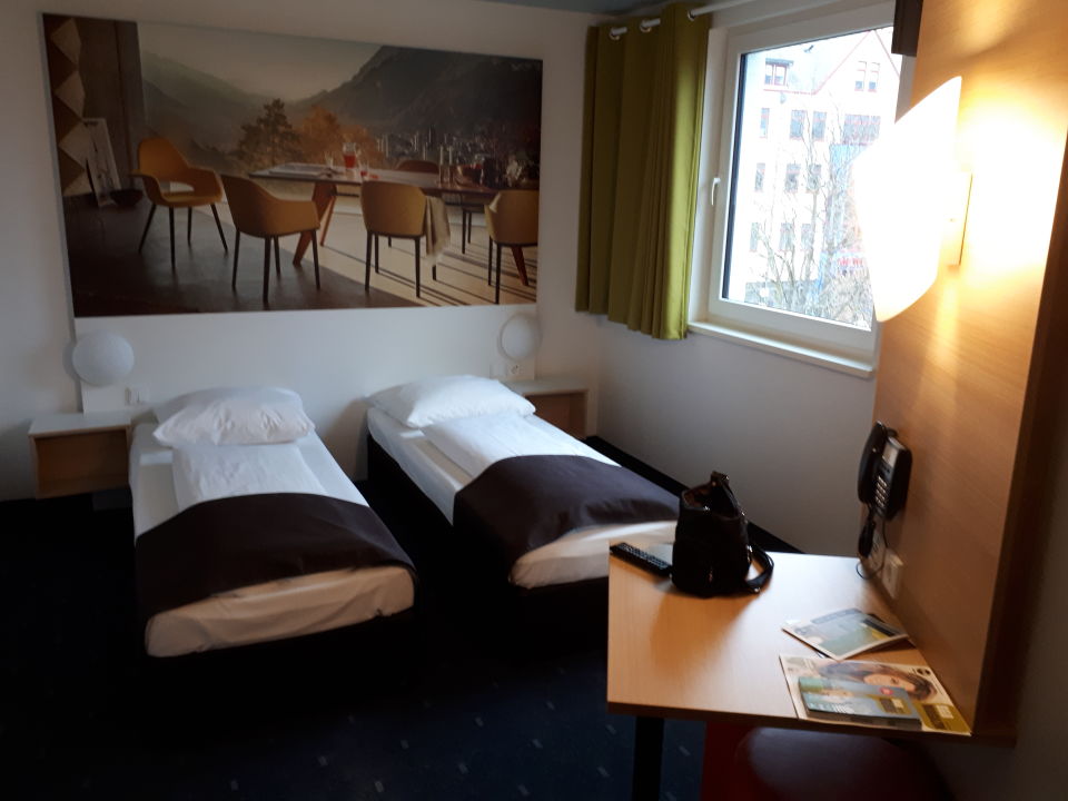 "Zimmer" B&B Hotel Basel - Weil Am Rhein (Weil Am Rhein) • HolidayCheck ...