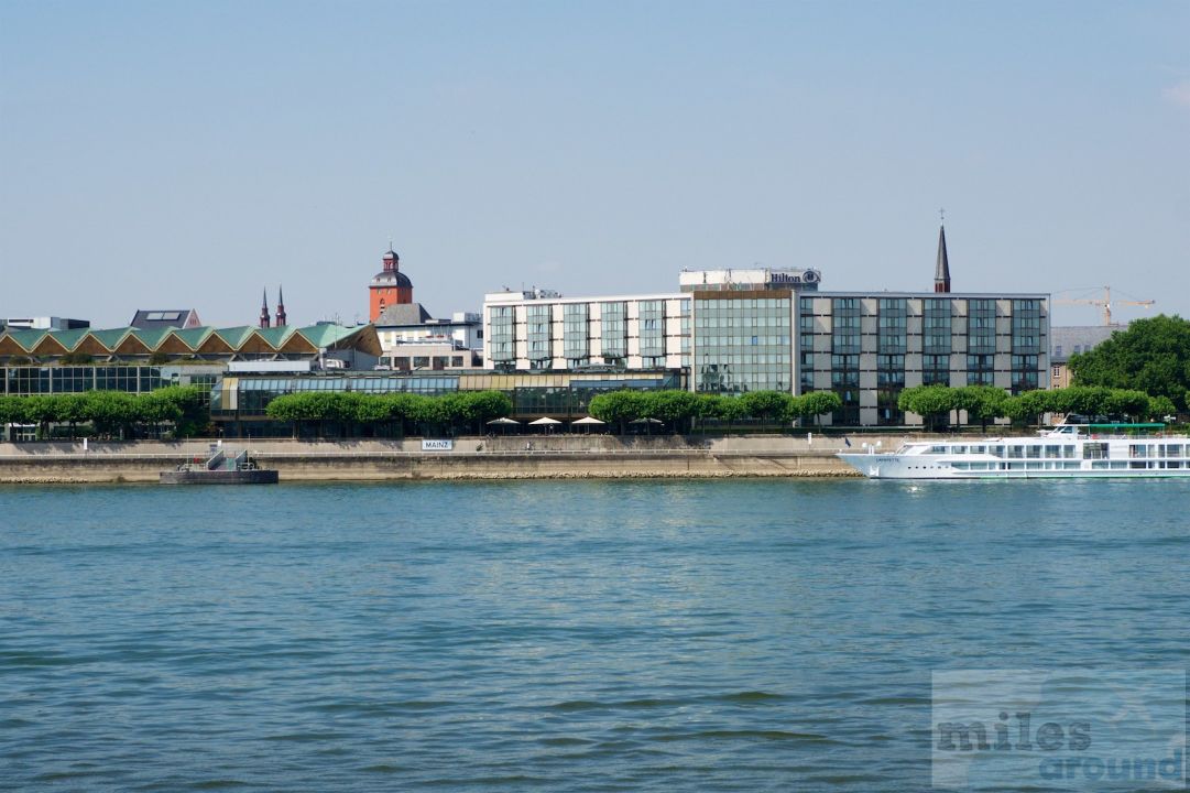 "Außenansicht" Hilton Mainz (Mainz) • HolidayCheck (Rheinland-Pfalz ...