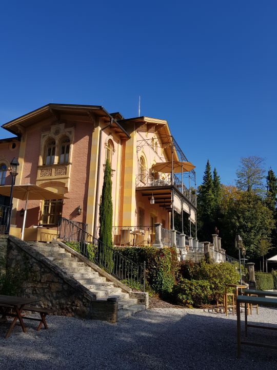 "Außenansicht" LA VILLA am Starnberger See (Pöcking) • HolidayCheck