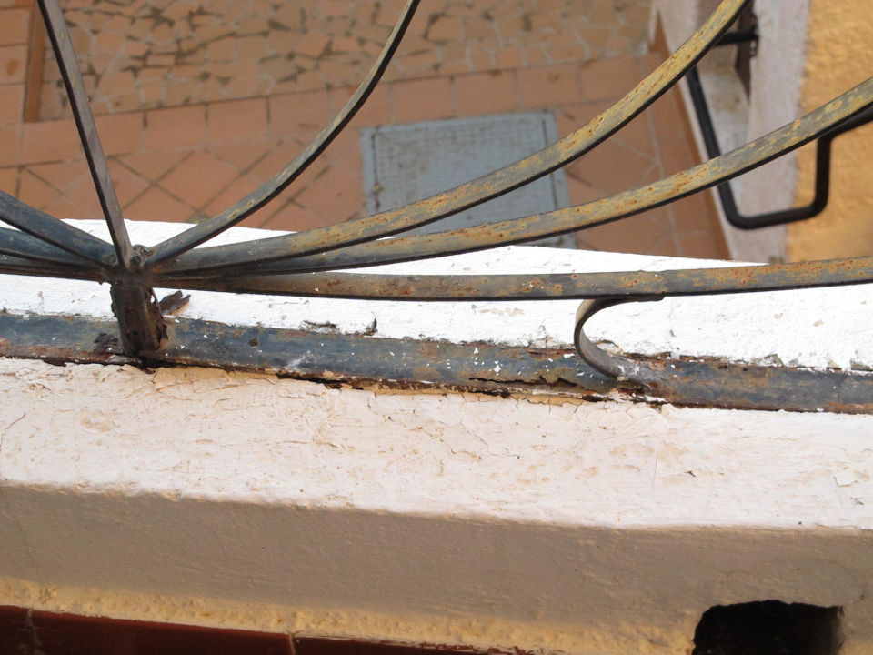"Terrassengitter (Lebensgefahr)" Hotel Aldea Cala Fornells 1 (Calvia