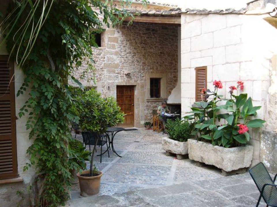 &quot;Innenhof, Garten&quot; Hotel Can Tem (Alcudia) • HolidayCheck