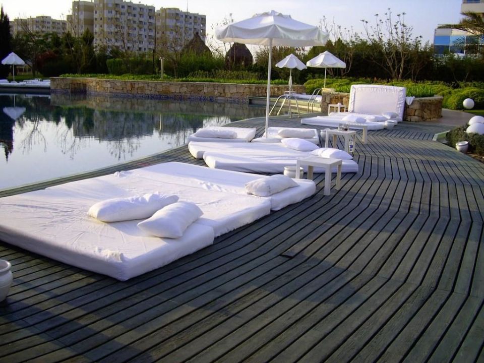 "Liegelandschaft am Ruhepool" Concorde De Luxe Resort (Lara