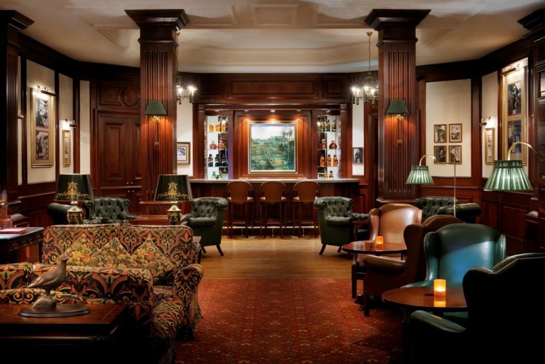 Library Lounge Cigar Bar Marriott Hotel Amman Amman