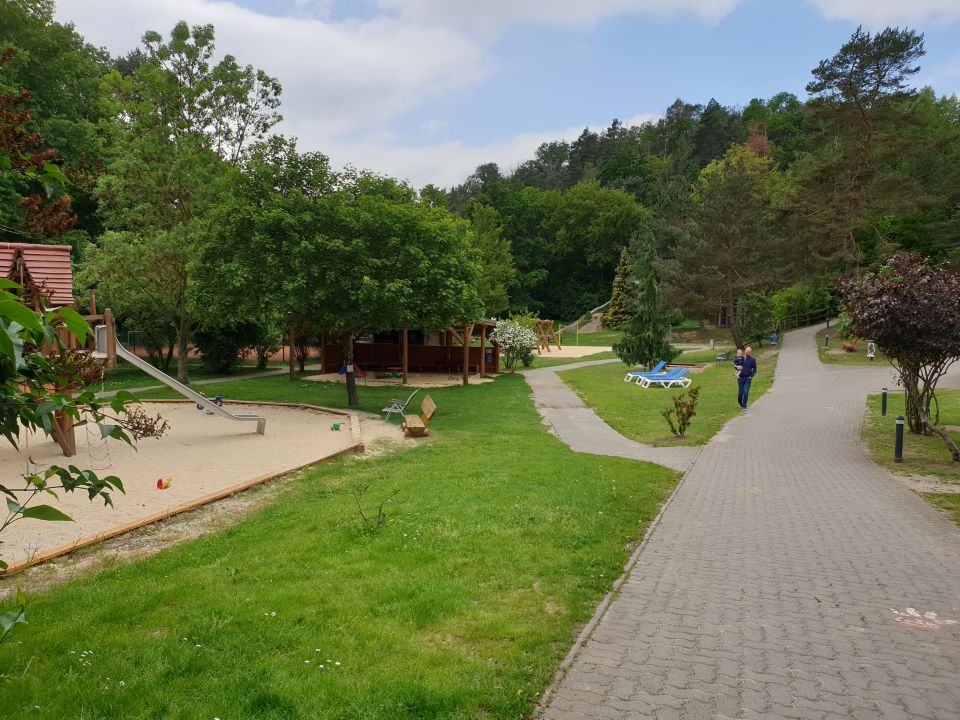 "Gartenanlage" Familotel Family Club Harz (Quedlinburg) • HolidayCheck